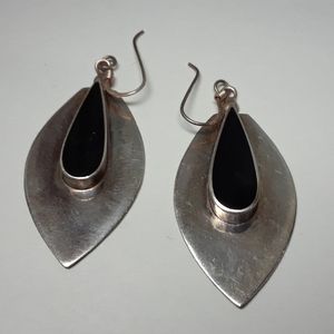 Vintage sterling silver earrings with black onyx S